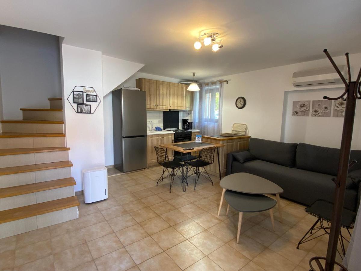 Romantic Maisonette In The Heart Of Pythagoreio Rh Door 外观 照片