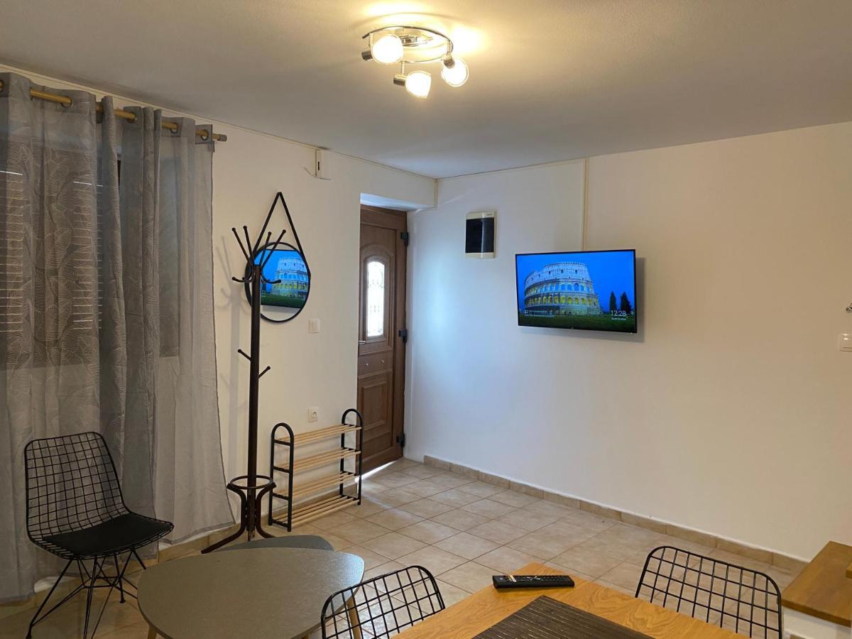 Romantic Maisonette In The Heart Of Pythagoreio Rh Door 外观 照片
