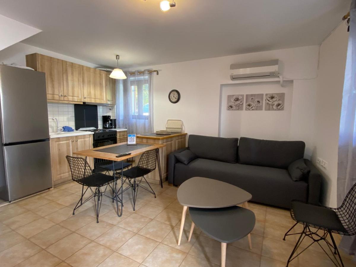 Romantic Maisonette In The Heart Of Pythagoreio Rh Door 外观 照片